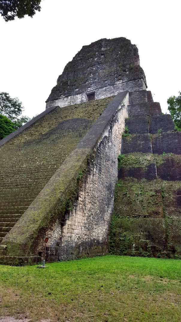 Tikal.jpg