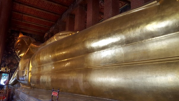 Reclining buddah